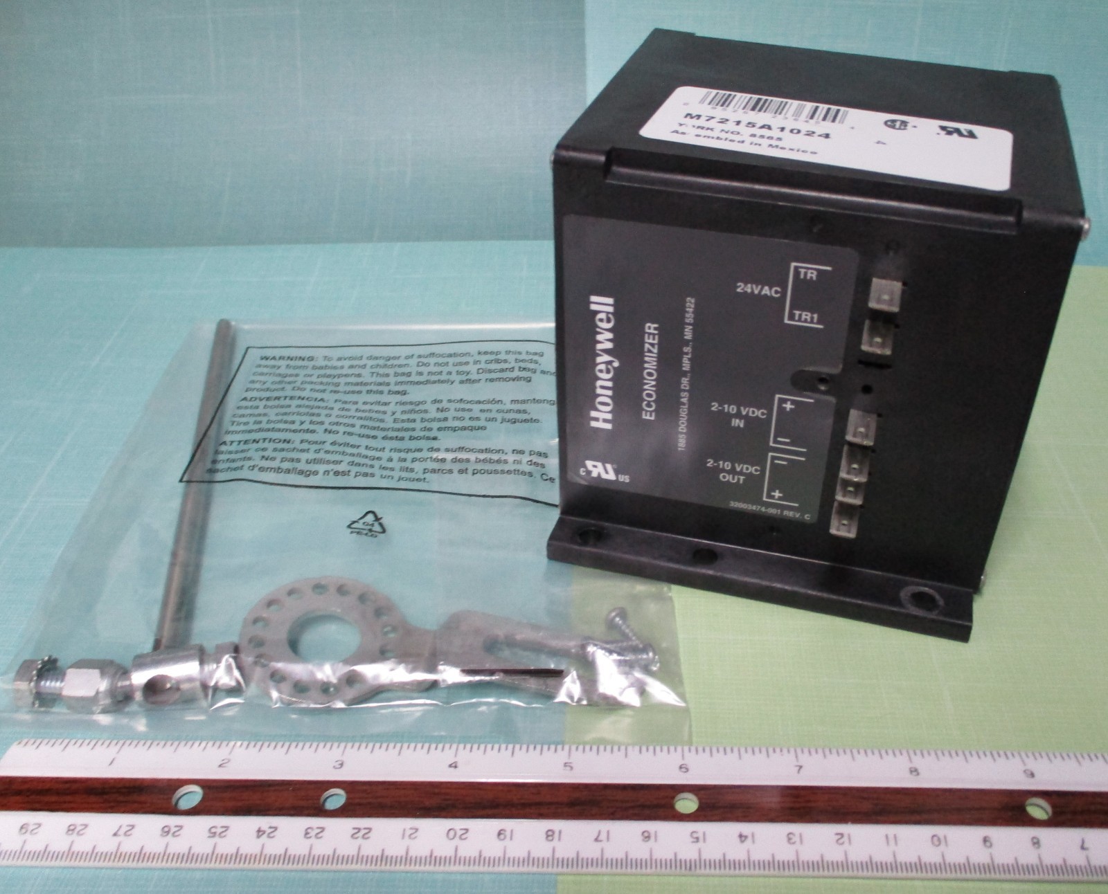 Honeywell YORK #8565 Economizer Spring Return Damper Actuator Motor M7215A1024