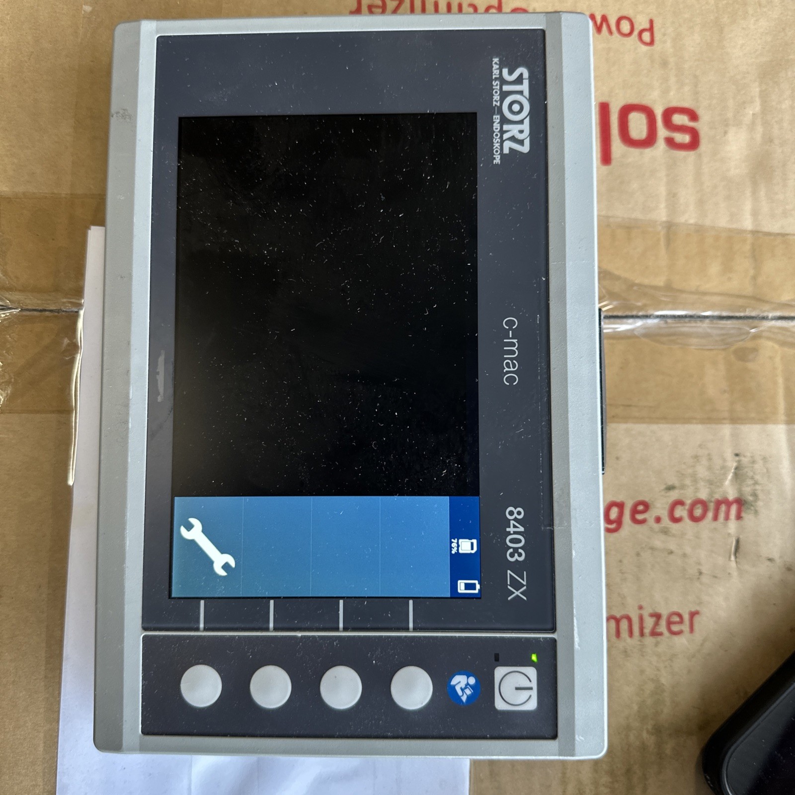 karl storz c-mac monitor 8403 zx.  (p14)