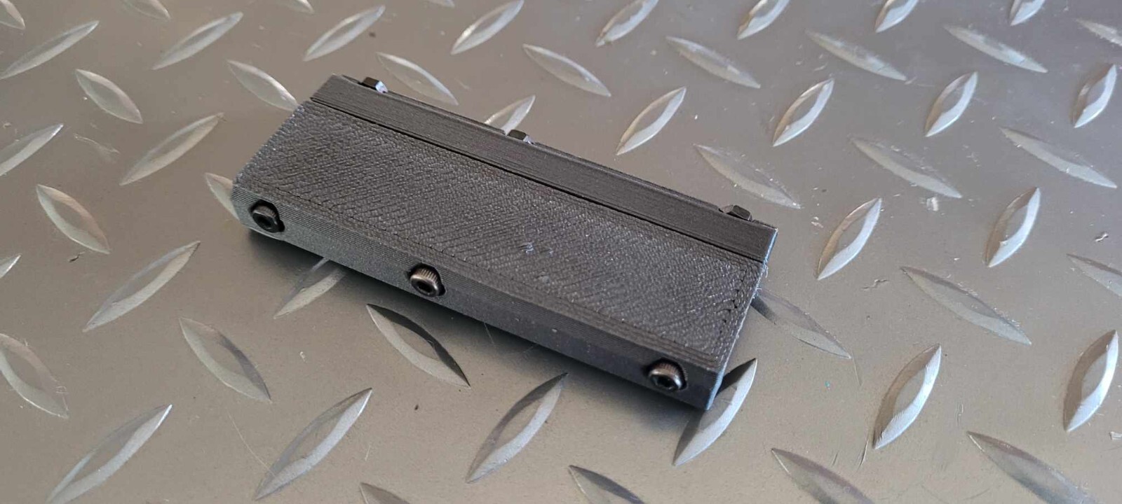 Airsoft Ultra Low Profile RIS rail coupler / stabiliser - fix foregrip wobble