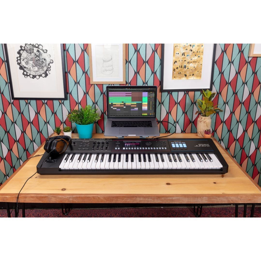 Roland JUNO-D8 88-Key Keyboard Synthesizer