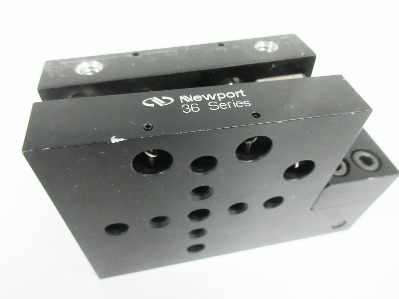 NEWPORT 36S TILT & ROTATION PLATFORM - MODIFIED NO MICROMETER