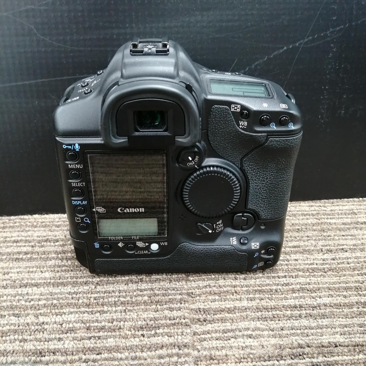 Canon EOS-1D Mark II DSLR Camera Body 8.2MP Used Japan