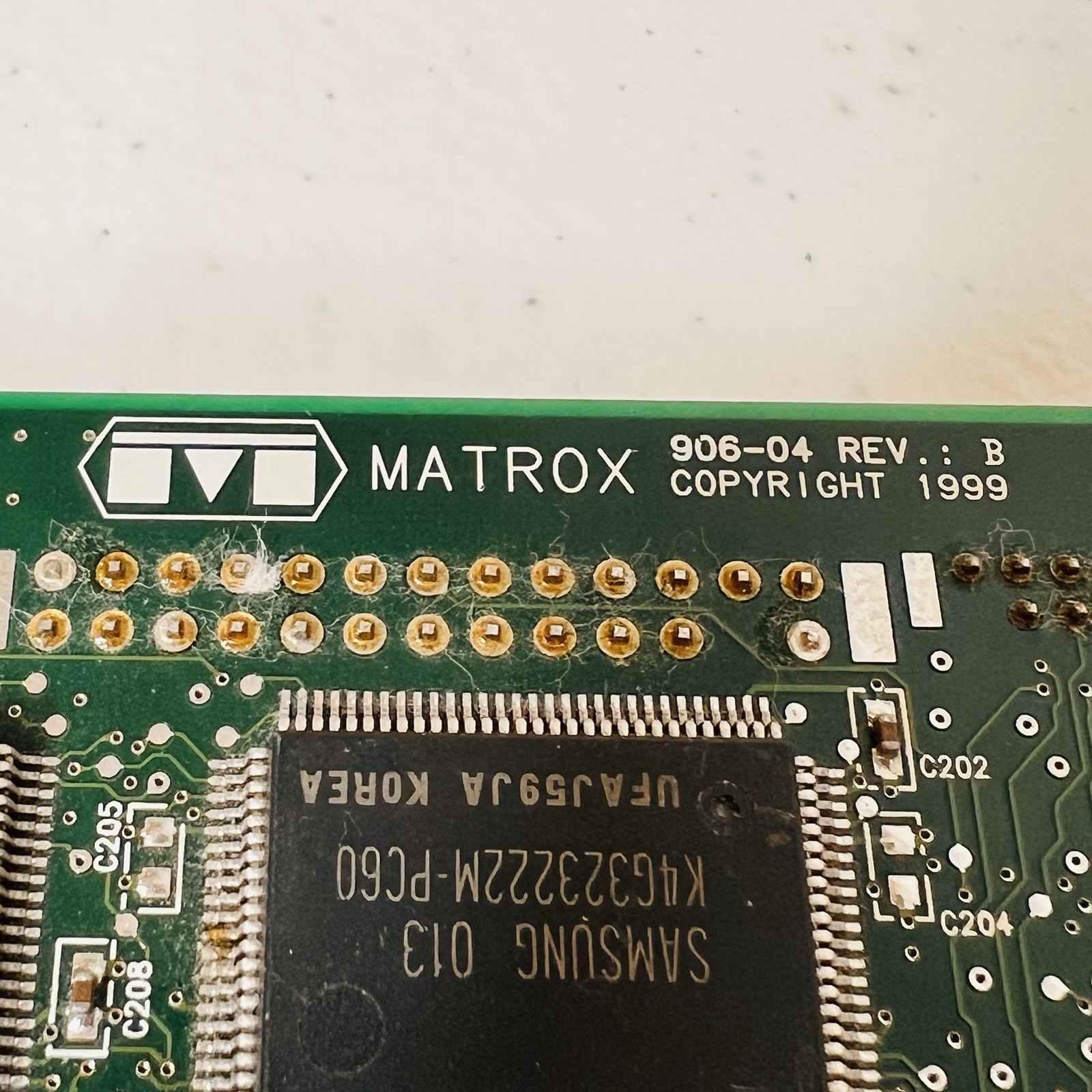 Vintage MATROX 905-04 REV-B 405G Samsung 013MT02740 One Piece USED Graphics Card