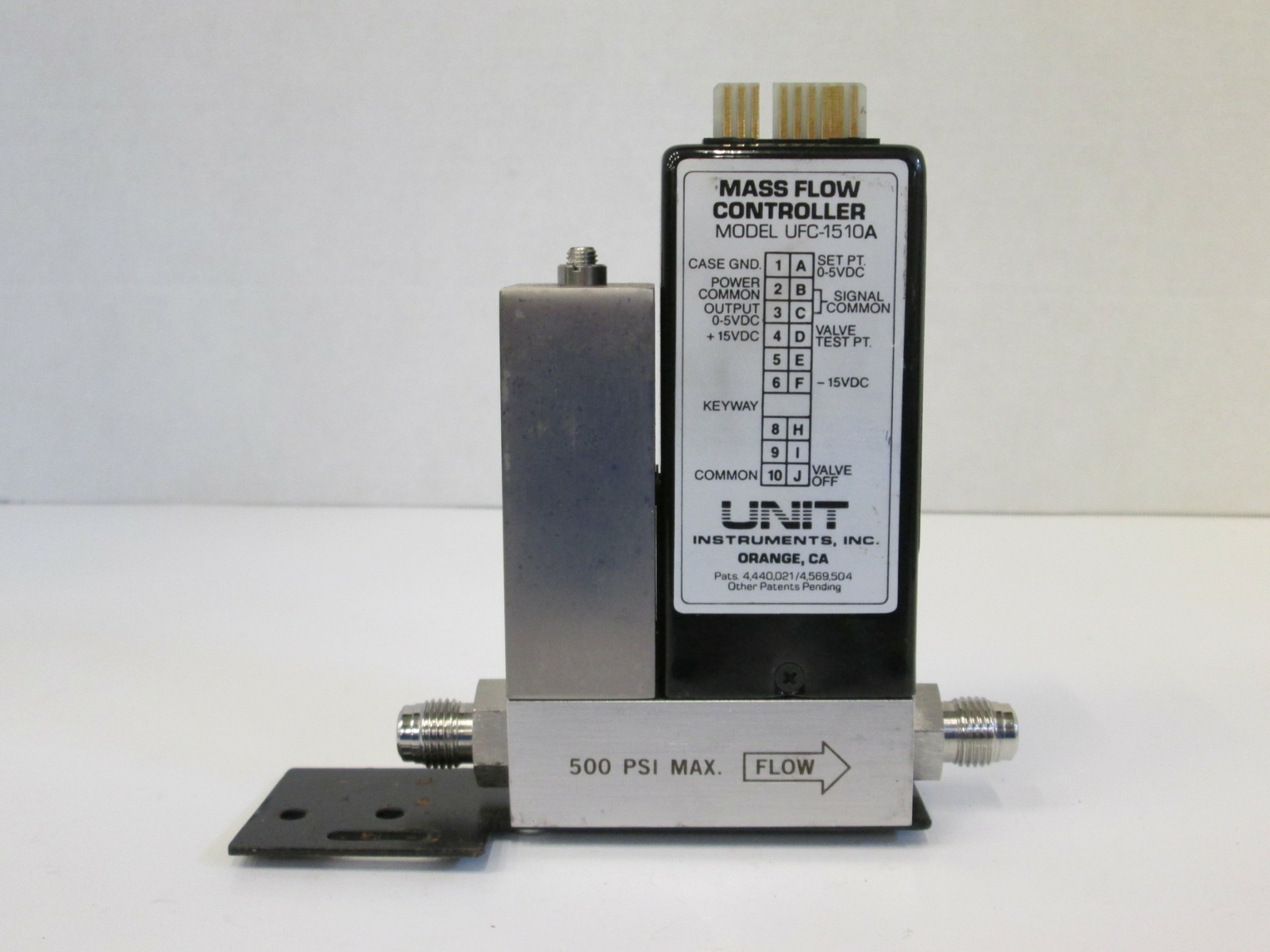 Unit UFC-1510A Mass Flow Controller MFC, O2, 15 SLM, 1/4" Male