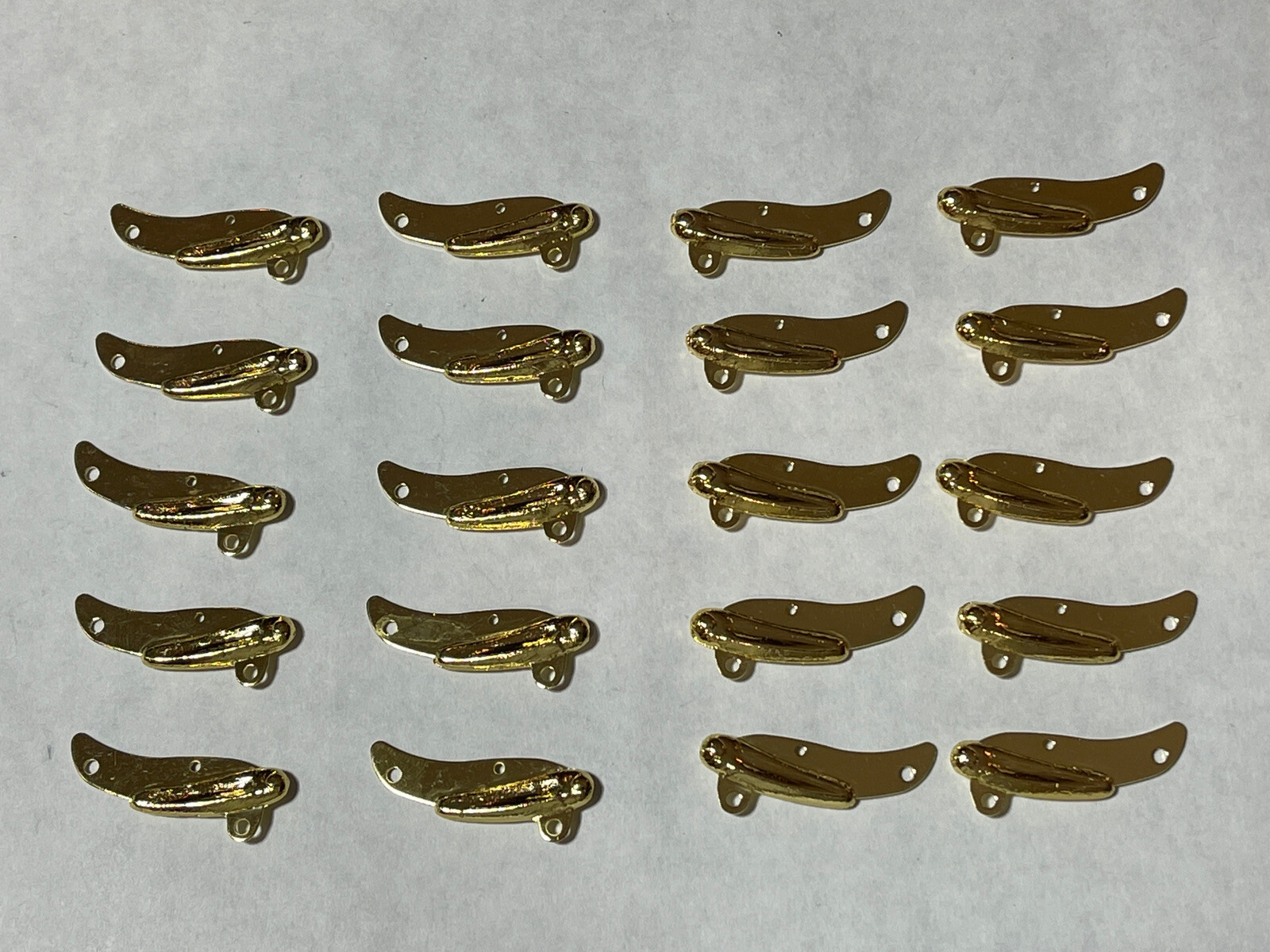 20 - ViBe Blade Bait 3/16 oz (without split treble hooks) Color Gold -NEW LOT