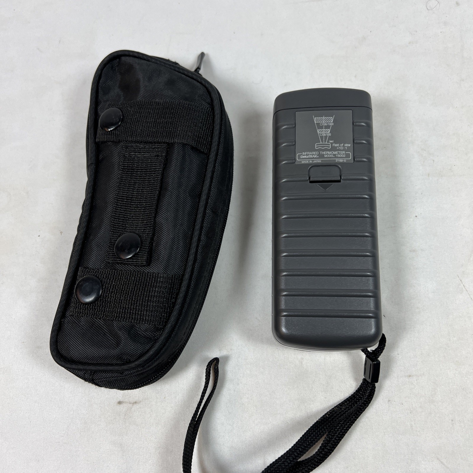 DeltaTrak 15002 Infared Thermometer - Midtronics W/case