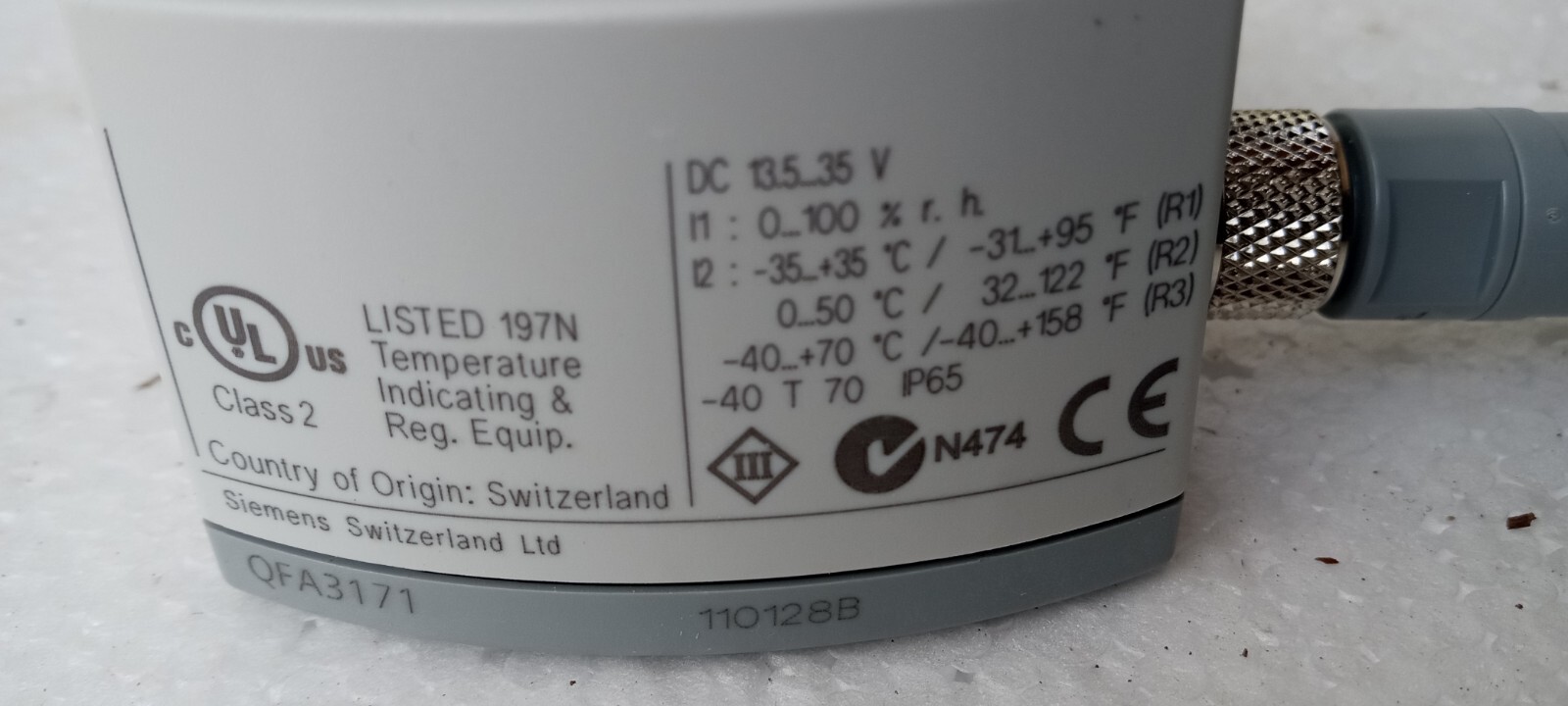 SIEMENS QFA3171 ROOM TEMPERATURE AND HUMIDITY SENSOR