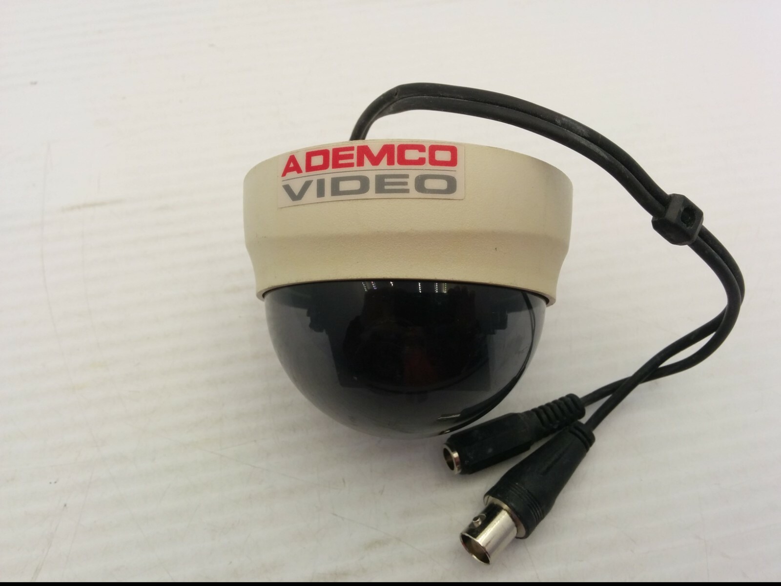 ADEMCO VIDEO AD2FC1 2" MINI FIXED DOME, CEILING OR WALL MOUNT, DC 12V, 1.5W MAX