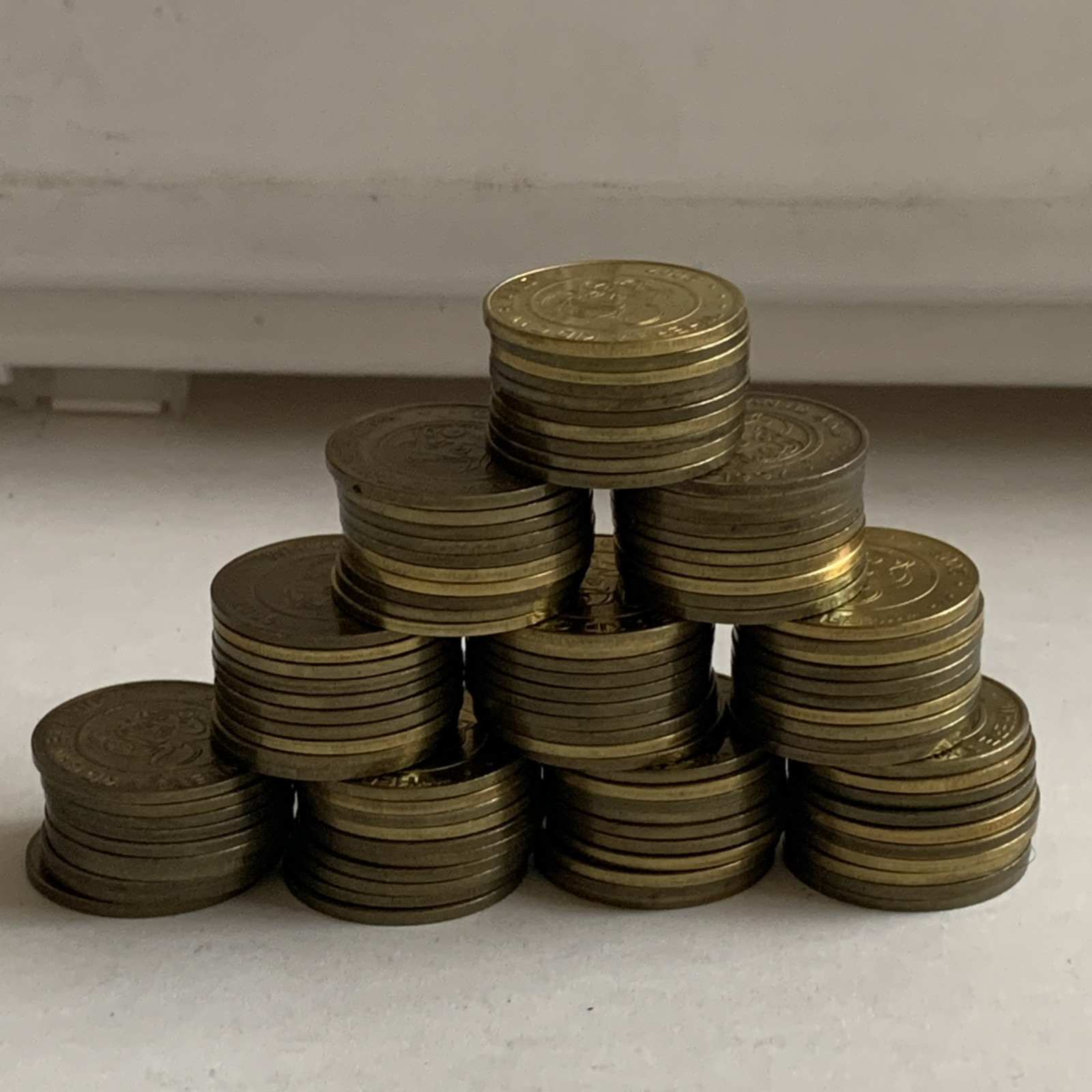 Chuck E. Cheese Pizza Arcade Game Token Lot of 100