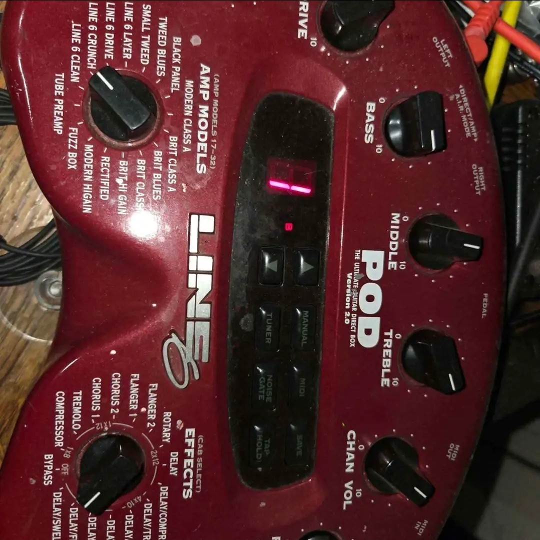 Line 6 POD 2.0 Multi-Effects Guitar Effect Pedal