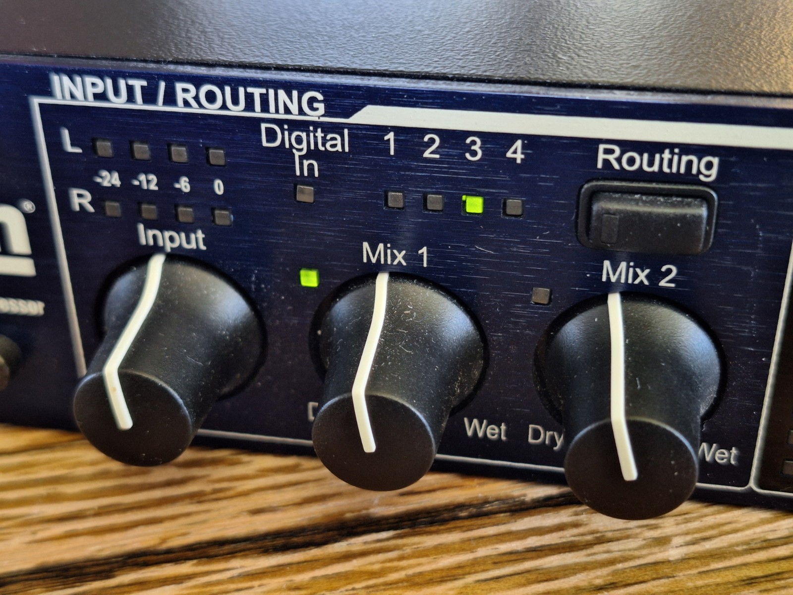 Lexicon MX200 Dual Reverb Effects Processor Tested Working