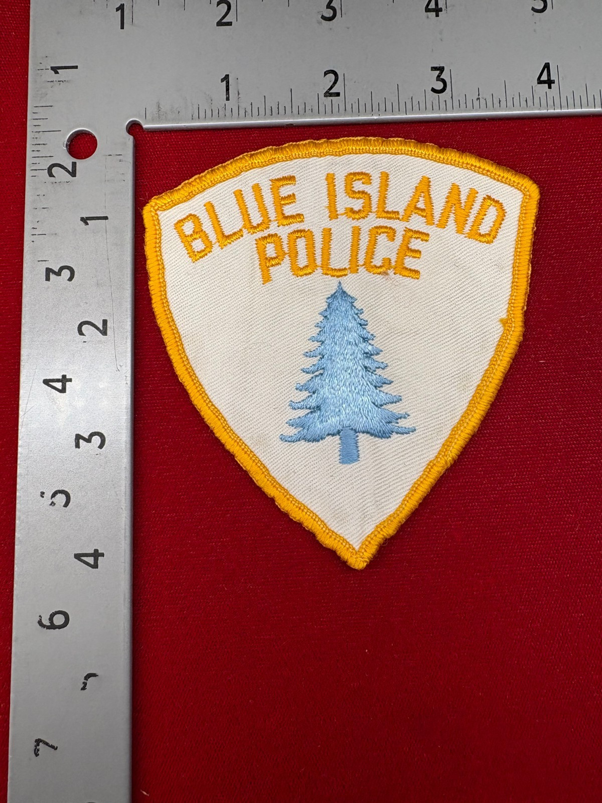 VINTAGE "BLUE ISLAND IL. POLICE" SEW-ON SHOULDER PATCH, HARD TO FIND