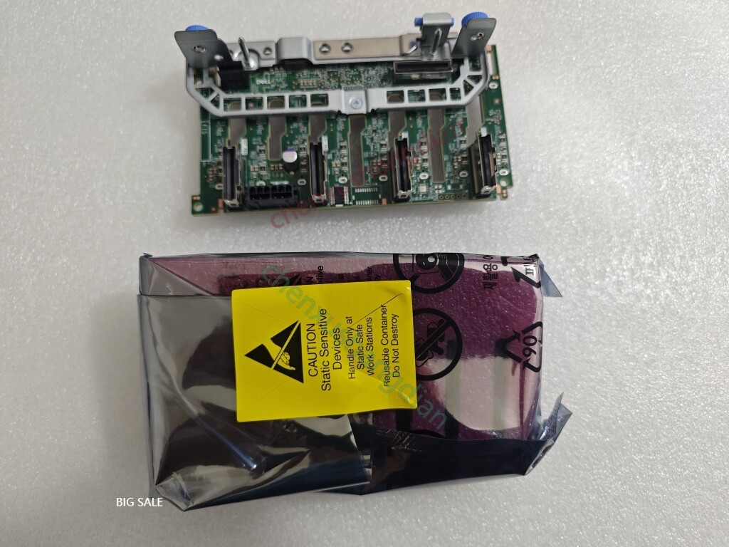 DELL new original R750 R7525 server NVME 2.5 * 8 hard disk backplane YD2C2