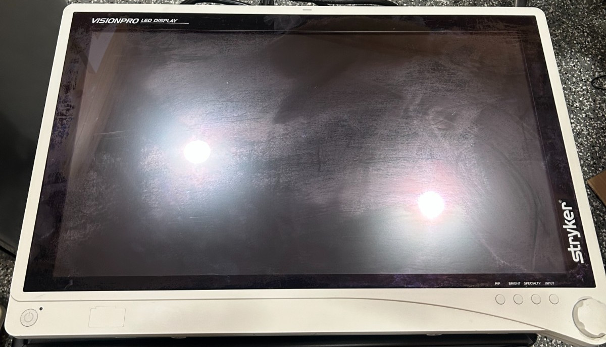 Stryker 26" VisionPro LED Surgical Display no power cord DK