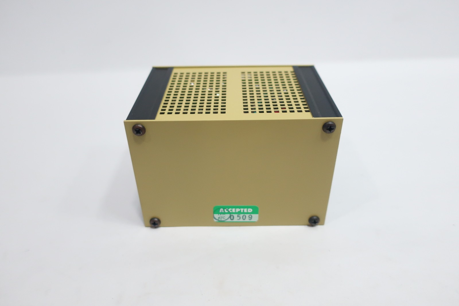 Acopian B24G30 Regulated Power Supply 250v-ac