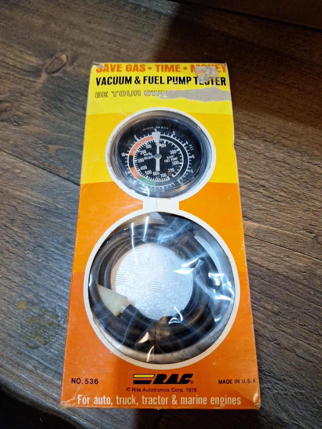 Vintage R.A.C. Vacuum And Fuel Pump Tester For Auto, Truck, Tractor, And Marine