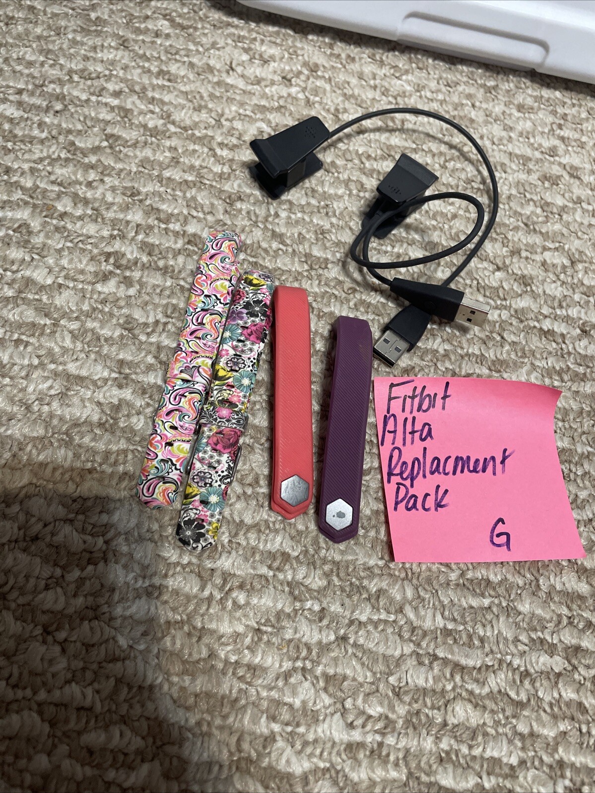 Fitbit ALTA Replacement Parts Pack! X2 Chargers X4 Bands!
