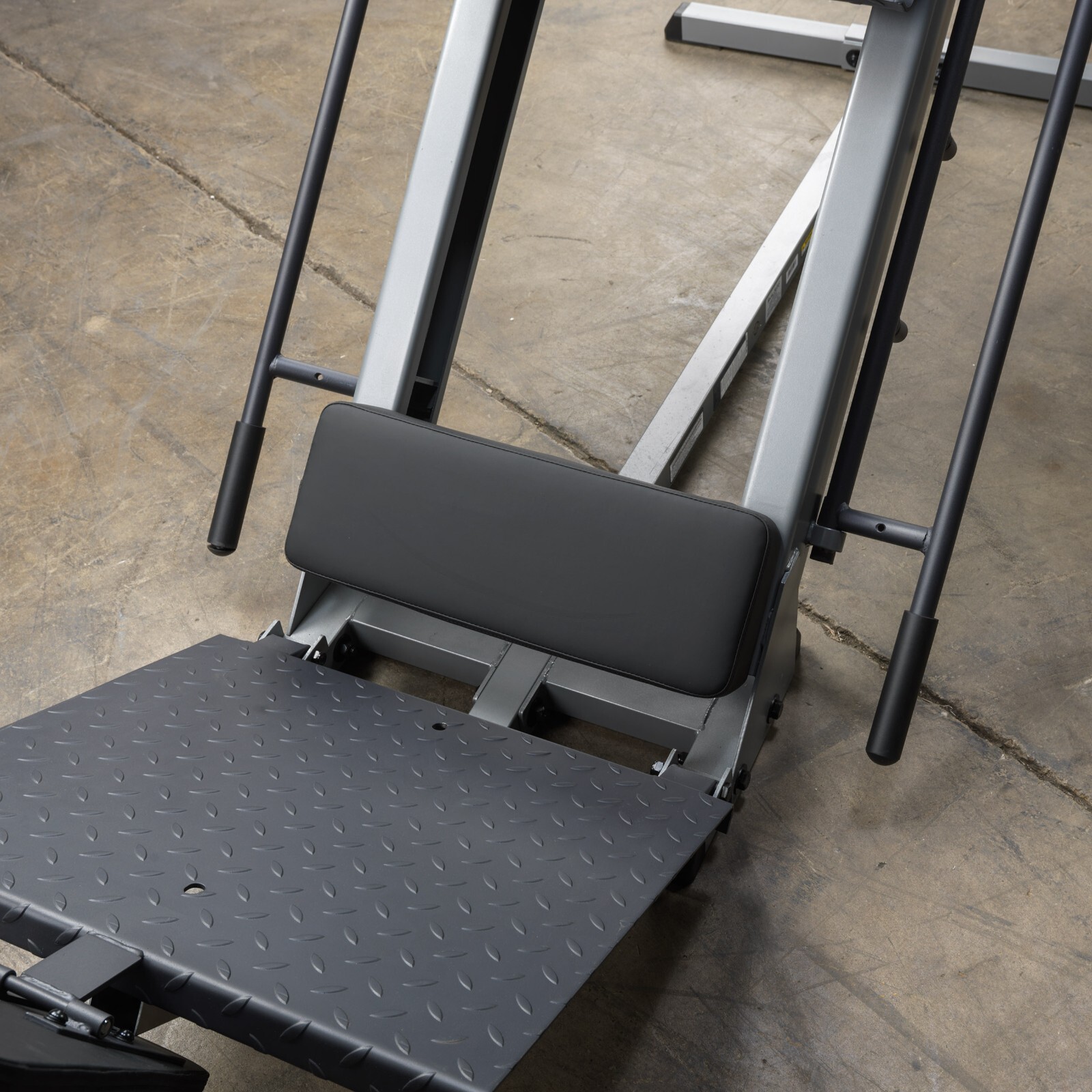 Leg Press Hack Squat Machine GLPH1100 BODY SOLID Gym Equipment BLACK FRAME