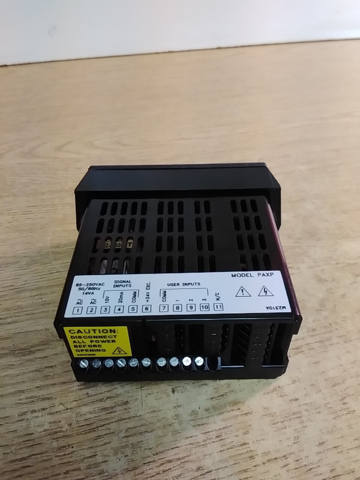 Red Lion Controls PAXP 85-250VAC Process Input LED Panel Meter