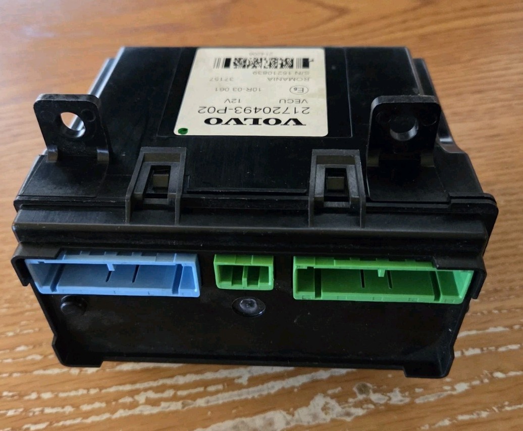 Volvo VNL 21720493-P02 Cab Control Module Vecu 12V 10R-03 061 214206 37157