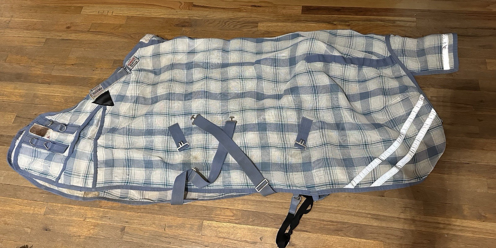 Horse Tack - 76” Schneiders Mesh Fly Summer Sheet
