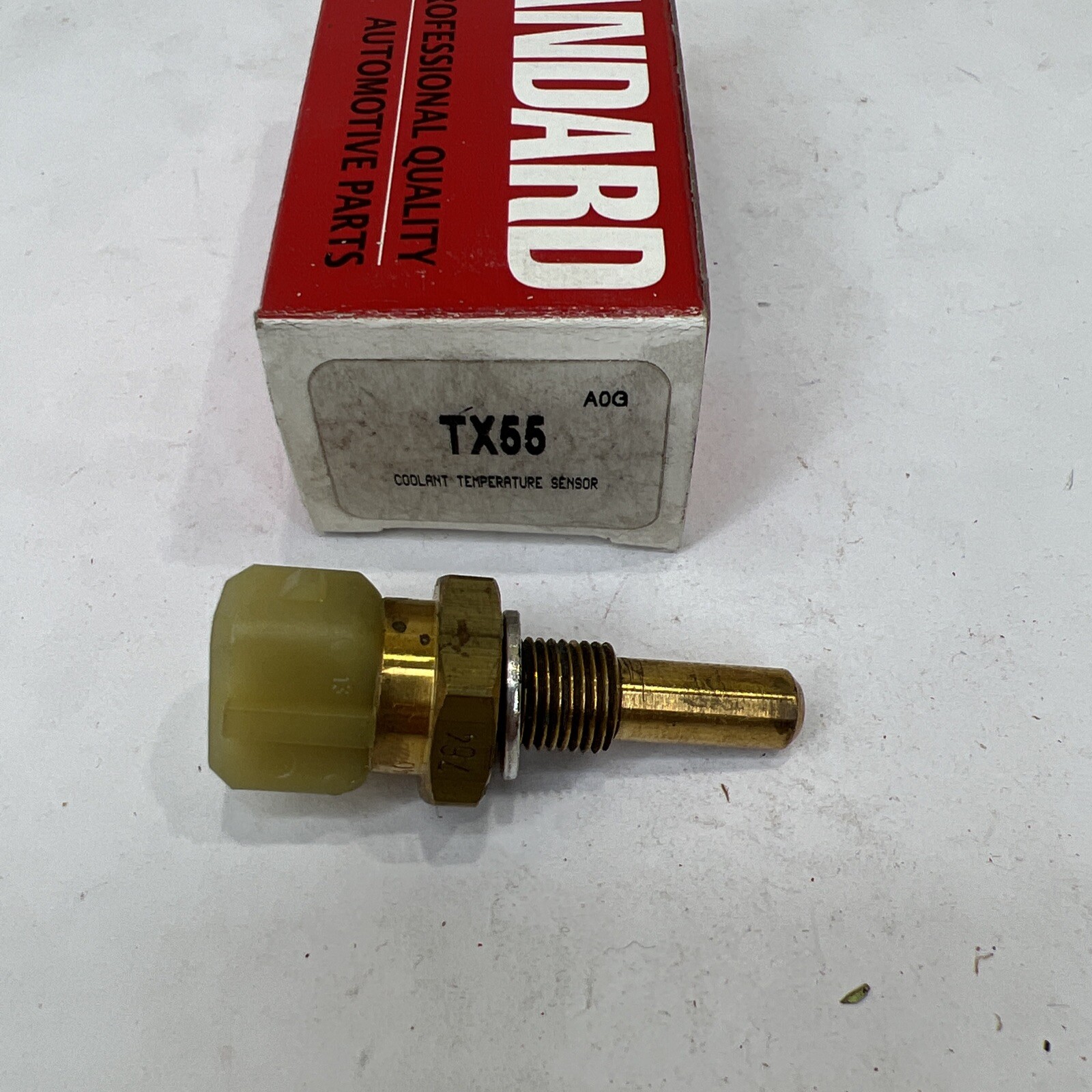 Engine Coolant Temperature Sensor Standard TX55