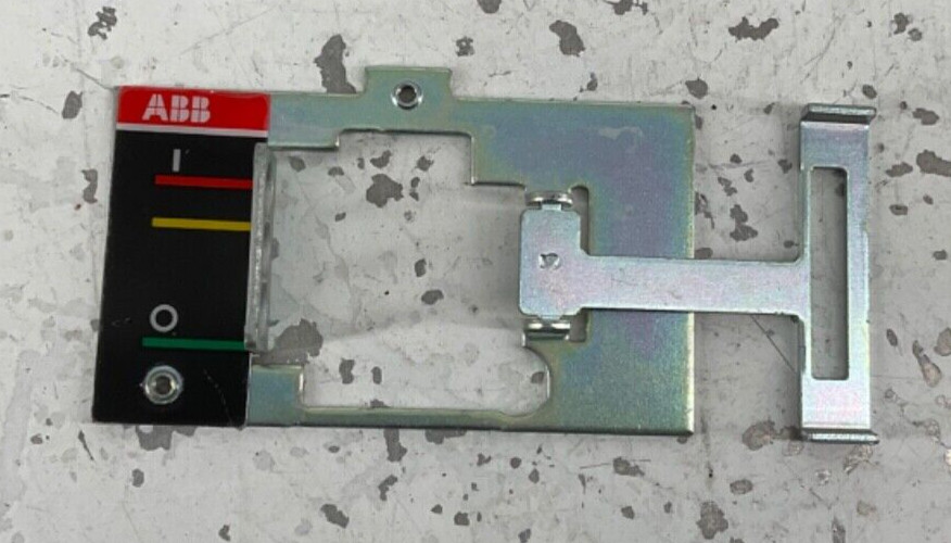 NEW ABB KXTCPLLOPCL PADLOCK DEVICE IN OPEN/CLOSED XT2-XT4