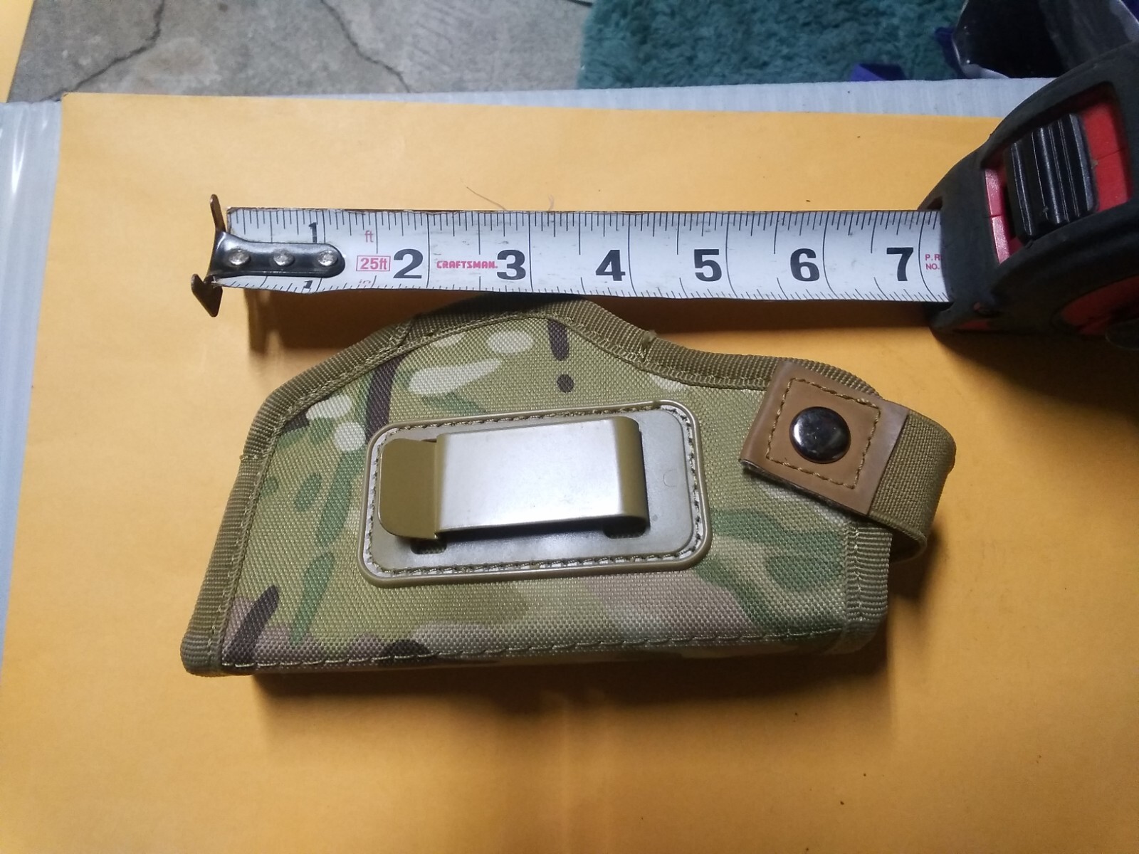 CAMO HOLSTER UNBRANDED - NICE SHAPE