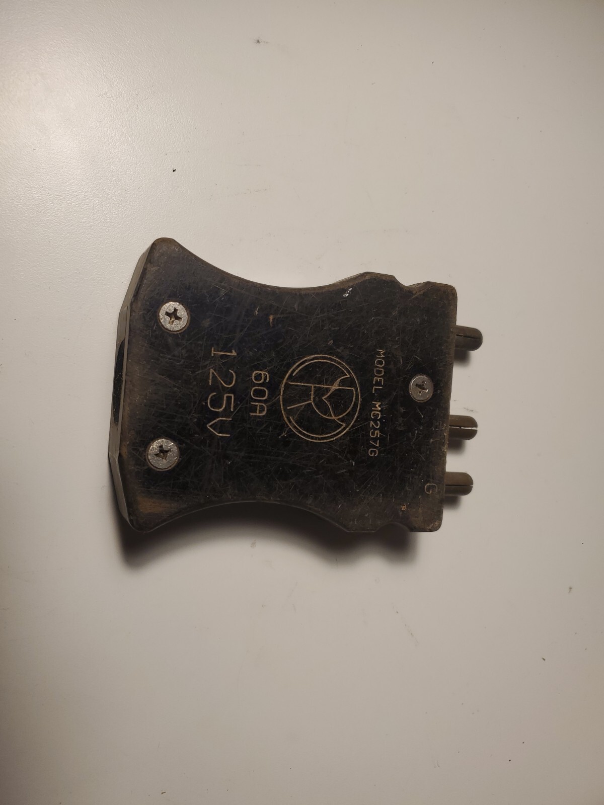 Mole-Richardson MC257G 60 Amp 125 Volt 3-Pin Plug Stage Pin Male