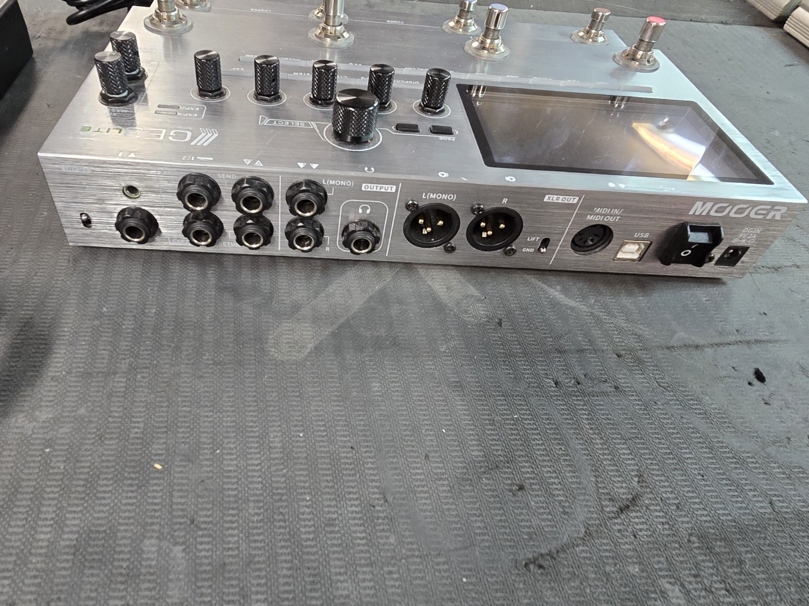 Mooer GE300 LITE Multi-Effects Processor Effects Pedal Tested & Works