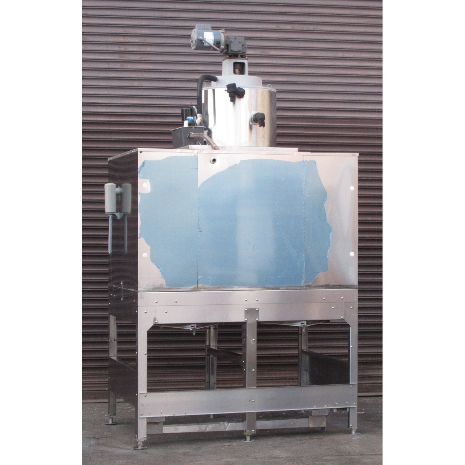 Howe 2000RL Ice Maker Flaker with Ice Storage