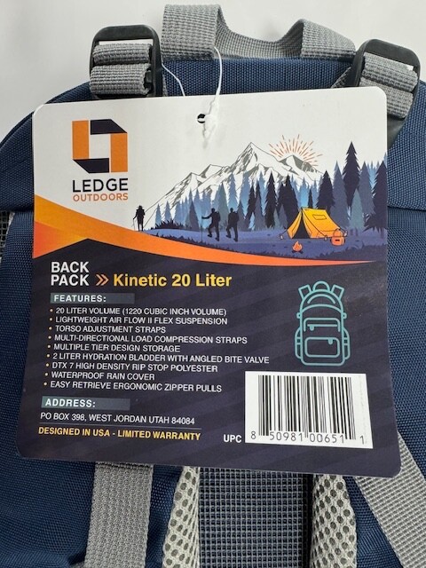 ** LEDGE OUTDOORS ** HIKING BACKPACK ' 20L WITH HYDRATION BLADDER '-NEW BLUE