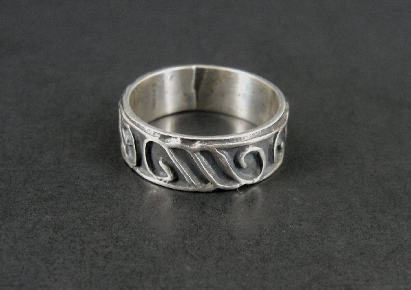 Swirls and Lines Band Mexico Sterling Silver 925 Ring SIze 8