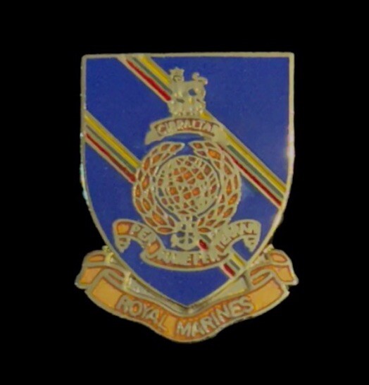 GIBRALTOR Royal MARINES Pin Amphibious Infantry UK