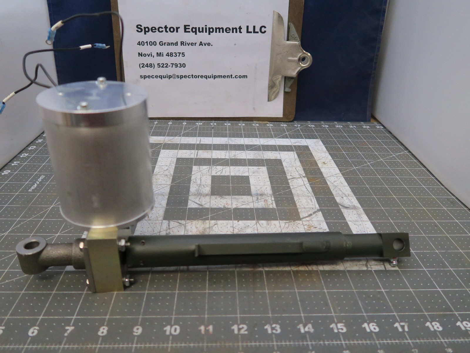 3” Stroke AC Linear Actuator Military [B3FL]