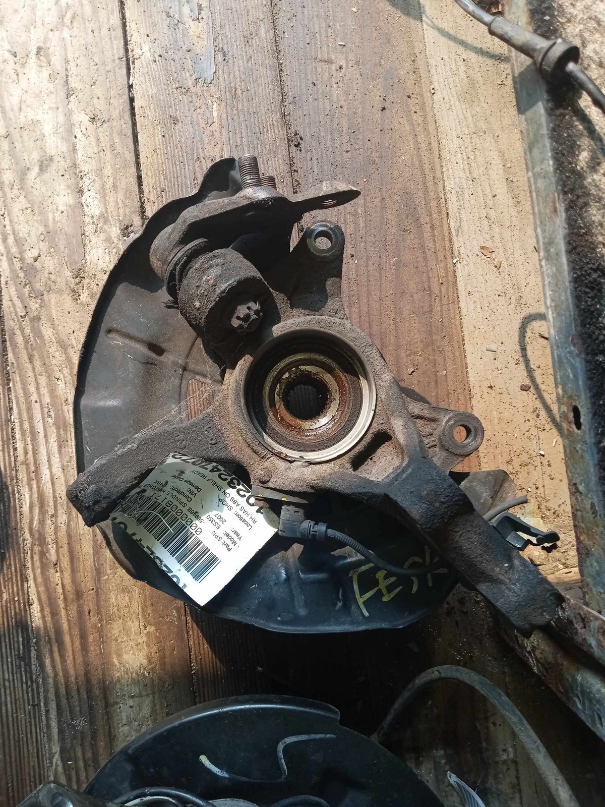 2007 LEXUS ES350 Spindle Knuckle Front Right Passenger 248K OEM
