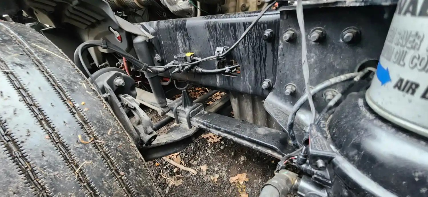 (Used) 2020 Freightliner Cascadia 126, FRONT LEAF SPRINGS Front Leaf & Springs