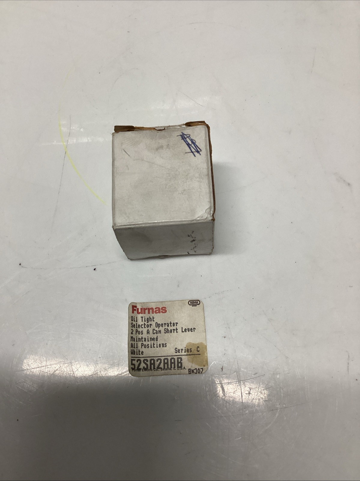 Furnas 52SA2AAB selector switch Ser.C. U-630