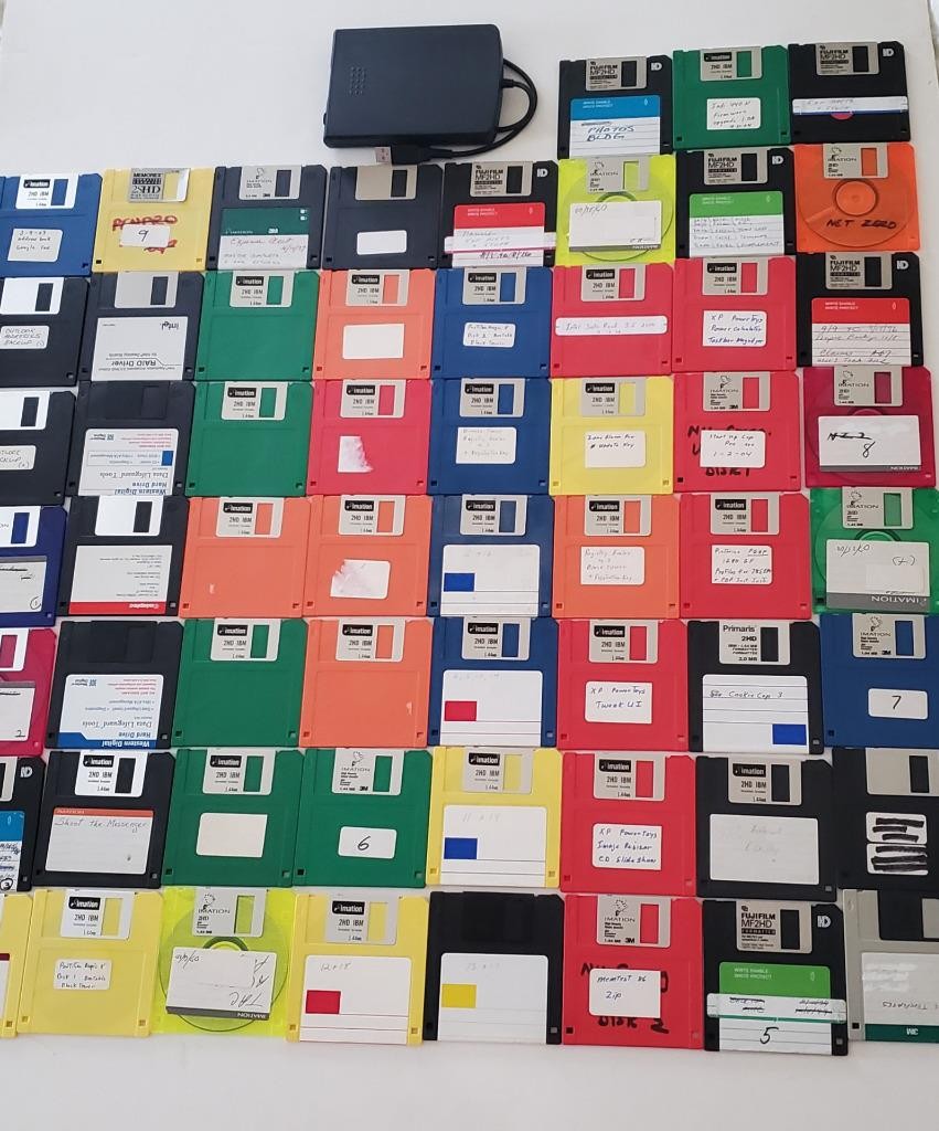 Lot of 59 3.5 " Floppy discs some new, used are formatted Sony USB drive & cases