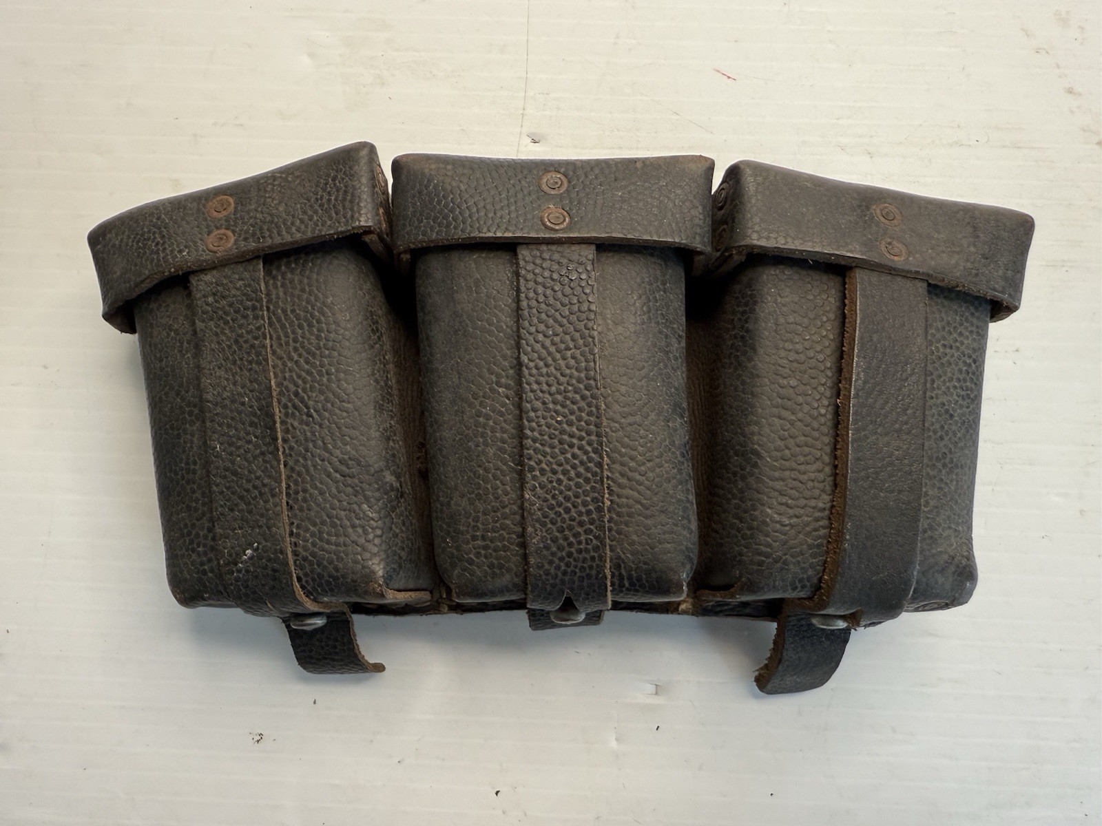 Original WWII German 98k Mauser Ammunition Pouch Riveted Model
