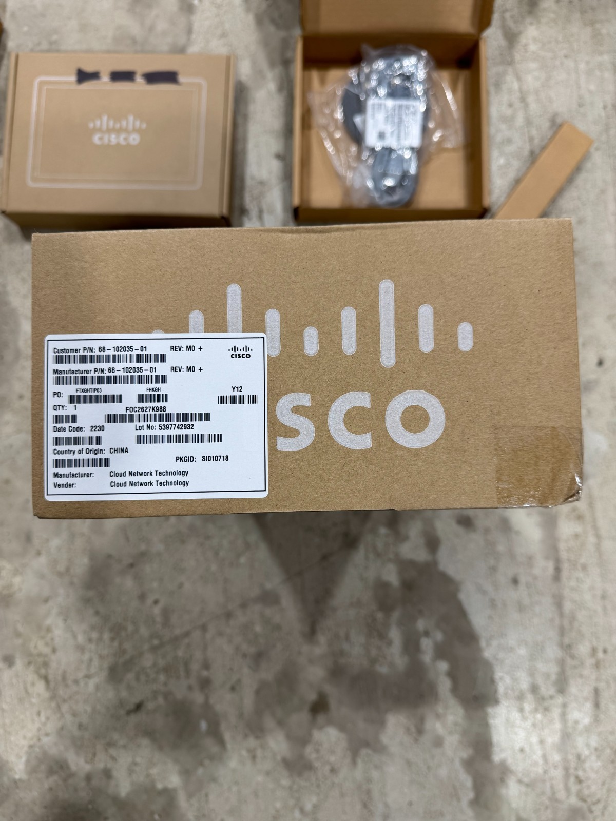 Cisco Webex Room Kit Mini (CS-KIT-MINI-K9) complete in original box
