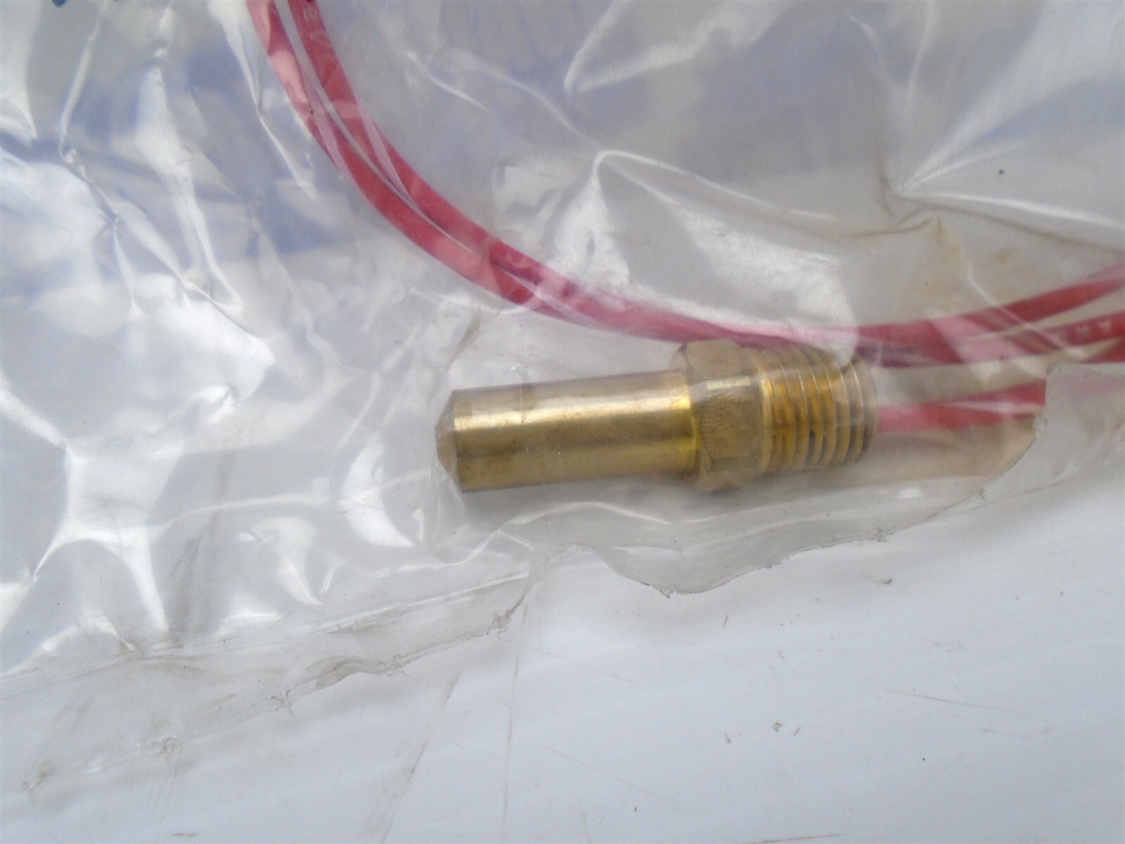 ADVANCED CONTROL - B4103FD385P100 -TEMPERATURE SWITCH set NC OPENS @ 38C / 100F°