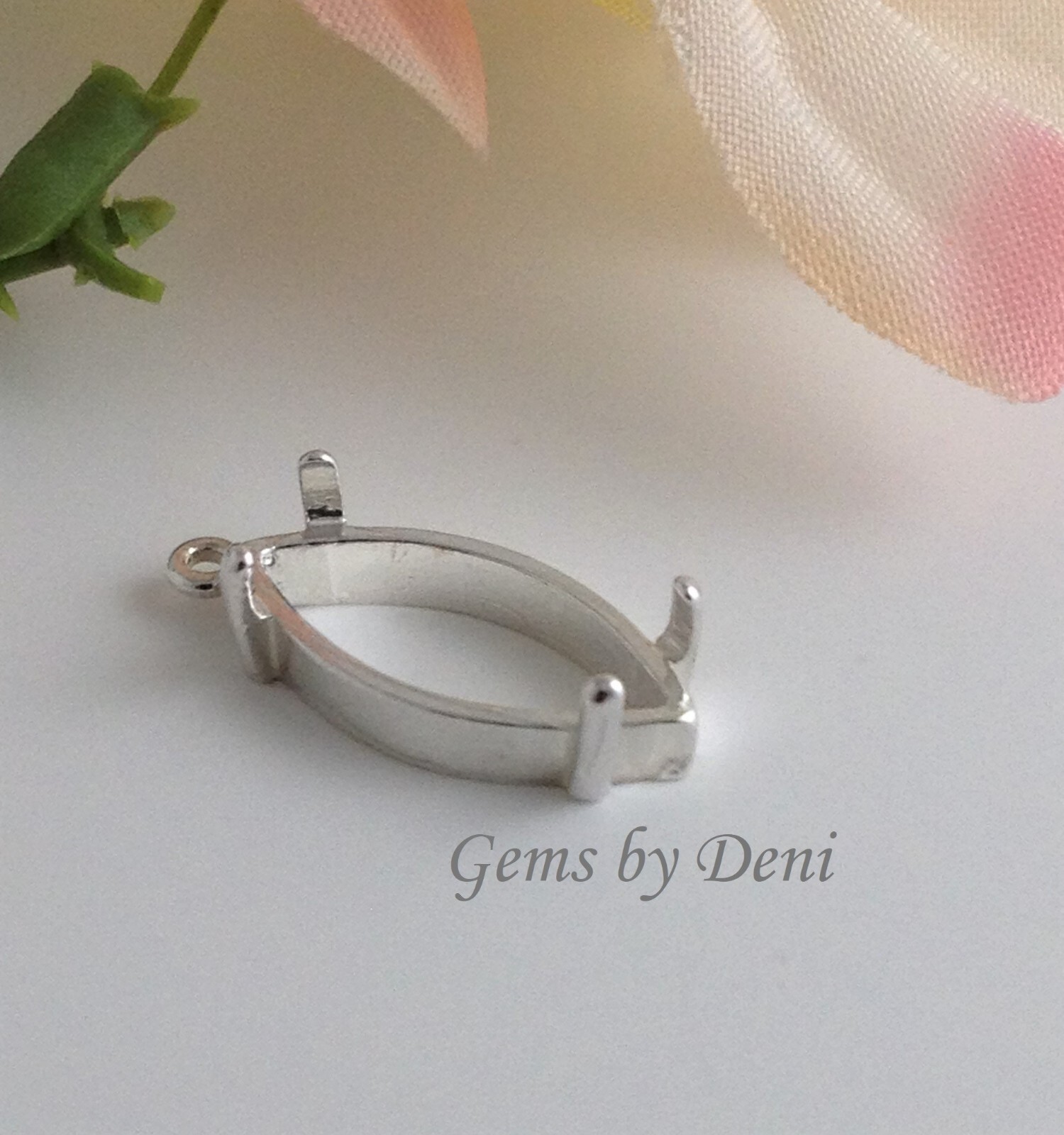 Marquise Cabochon Sterling Silver Pre-Notched Dangle Casting (8x4mm to 16x8mm)