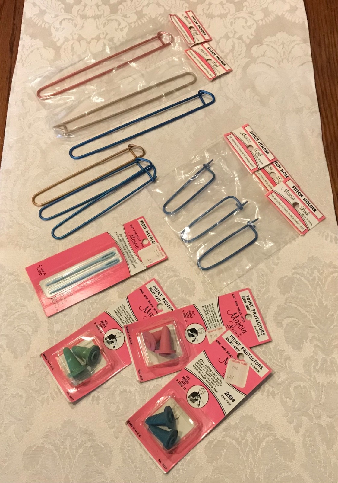 Lot of Marcia Lynn Knitting-Stitch Holders Rubber Point Protectors Yarn Needles