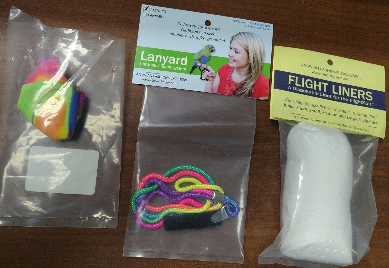 parakeet flight suit avian fashions size 1 with lanyards and liners