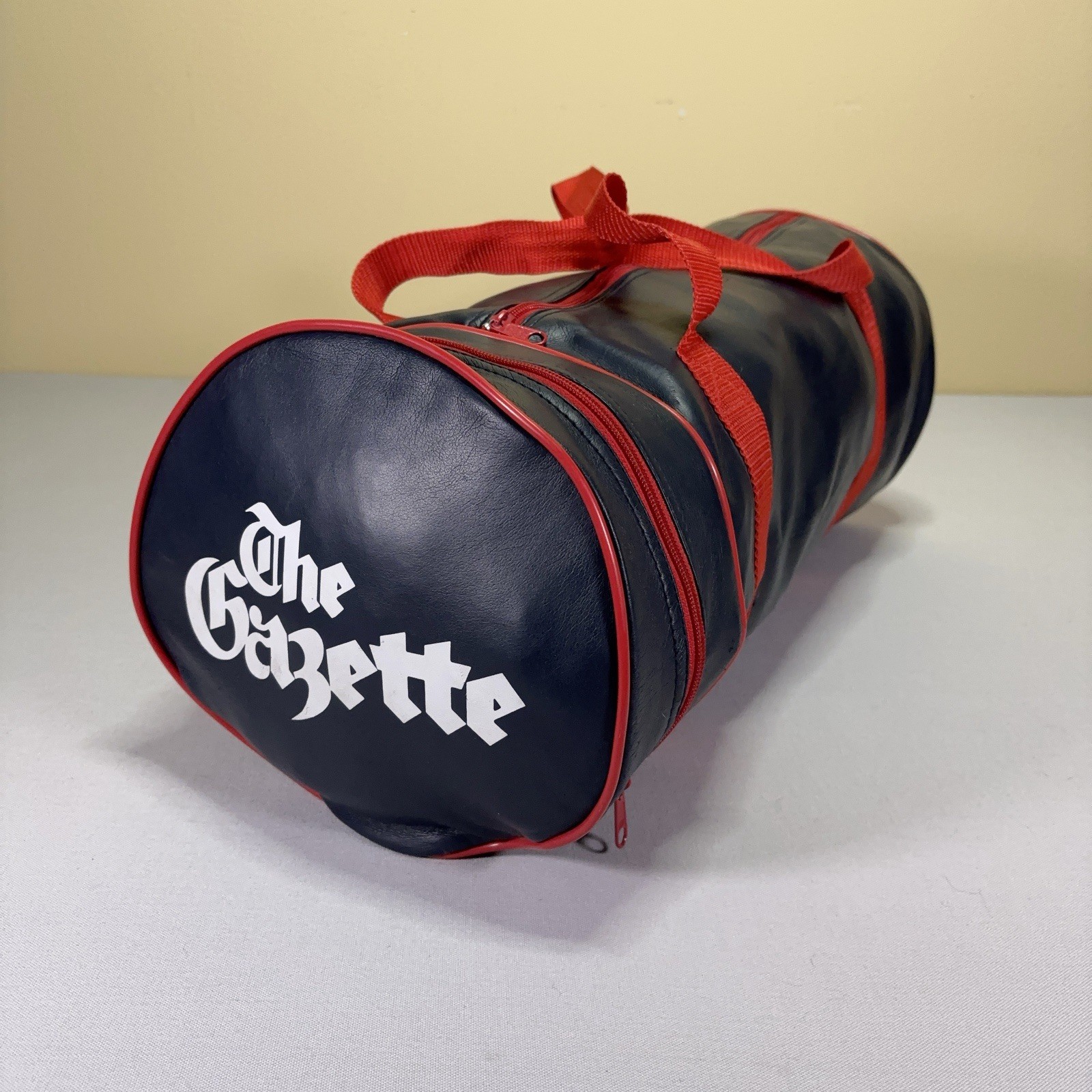 VTG 70s 80s The Gazette Gym Duffel Bag - Navy Blue Red - Workout - Shoe Pocket