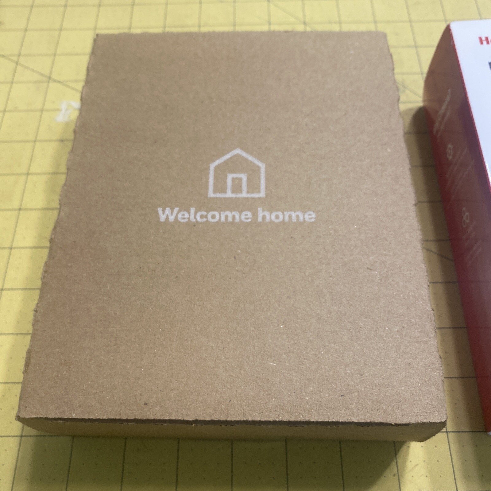 HONEYWELL HOME RTH111B HORIZONTAL NON-PROGRAMMABLE THERMOSTAT