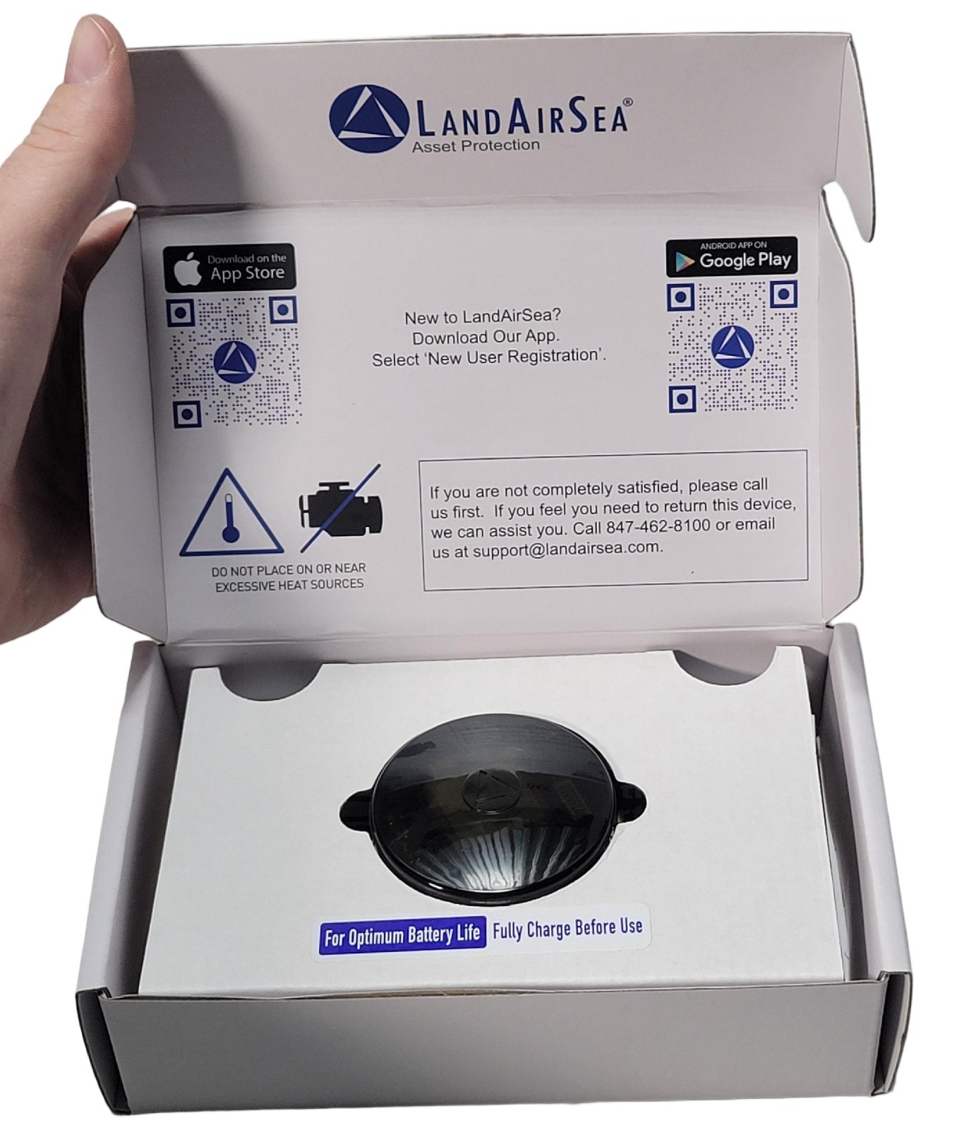 Full Global Coverage. 4G LandAirSea 54 GPS Tracker, Waterproof Magnet Mount.