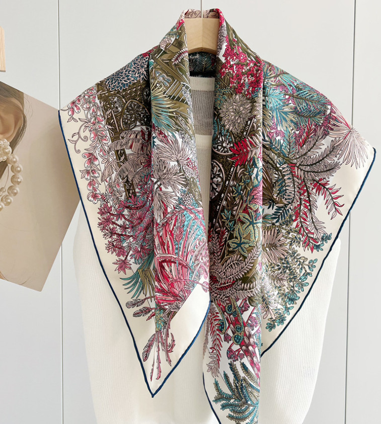 Pure 14 Momme Silk Wrap Scarf Bandanna Red Jungle Print Square Shawl 88X88cm new