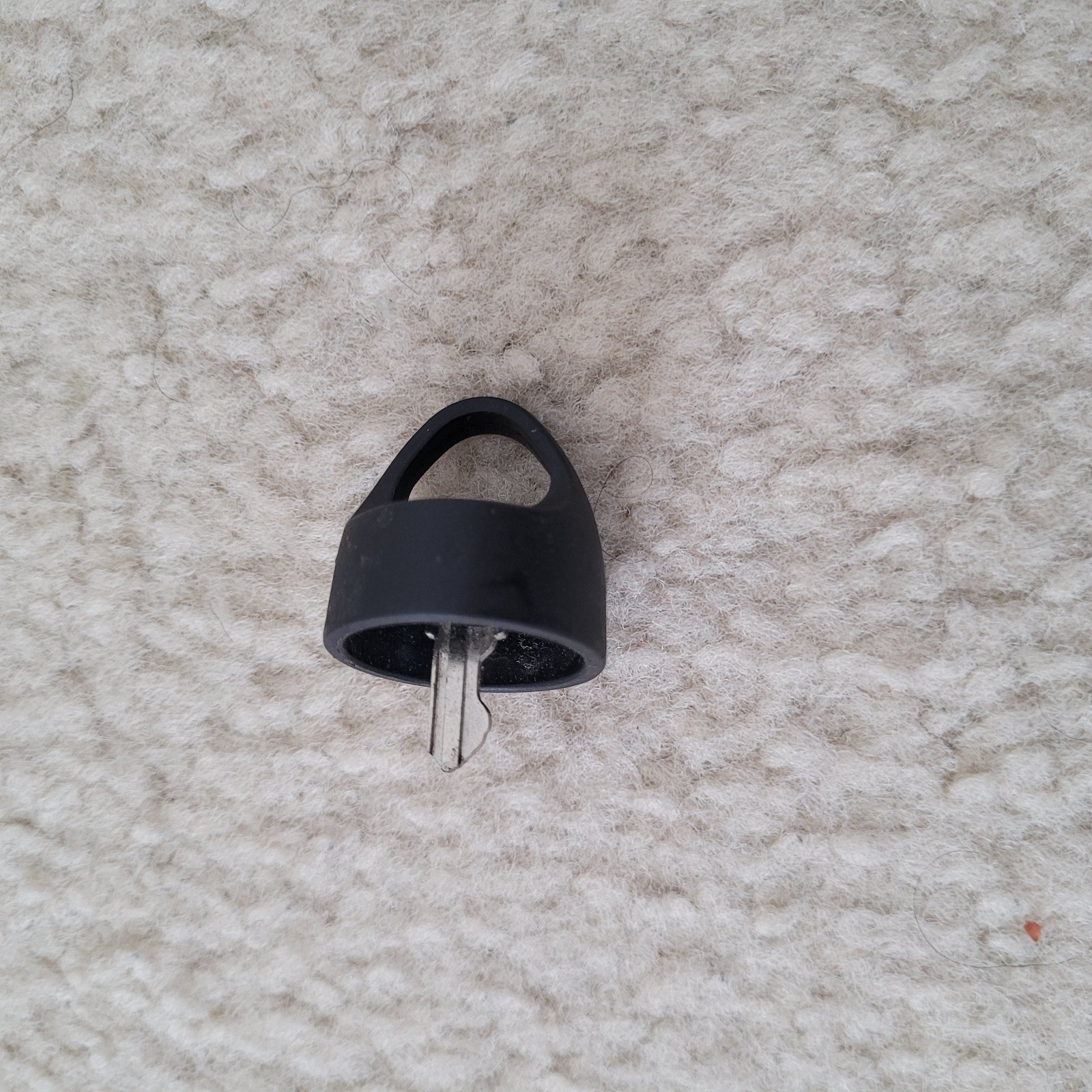 Pride Mobility Scooter GoGo Elite Traveller Original KEY with Dust/Rain Hood.